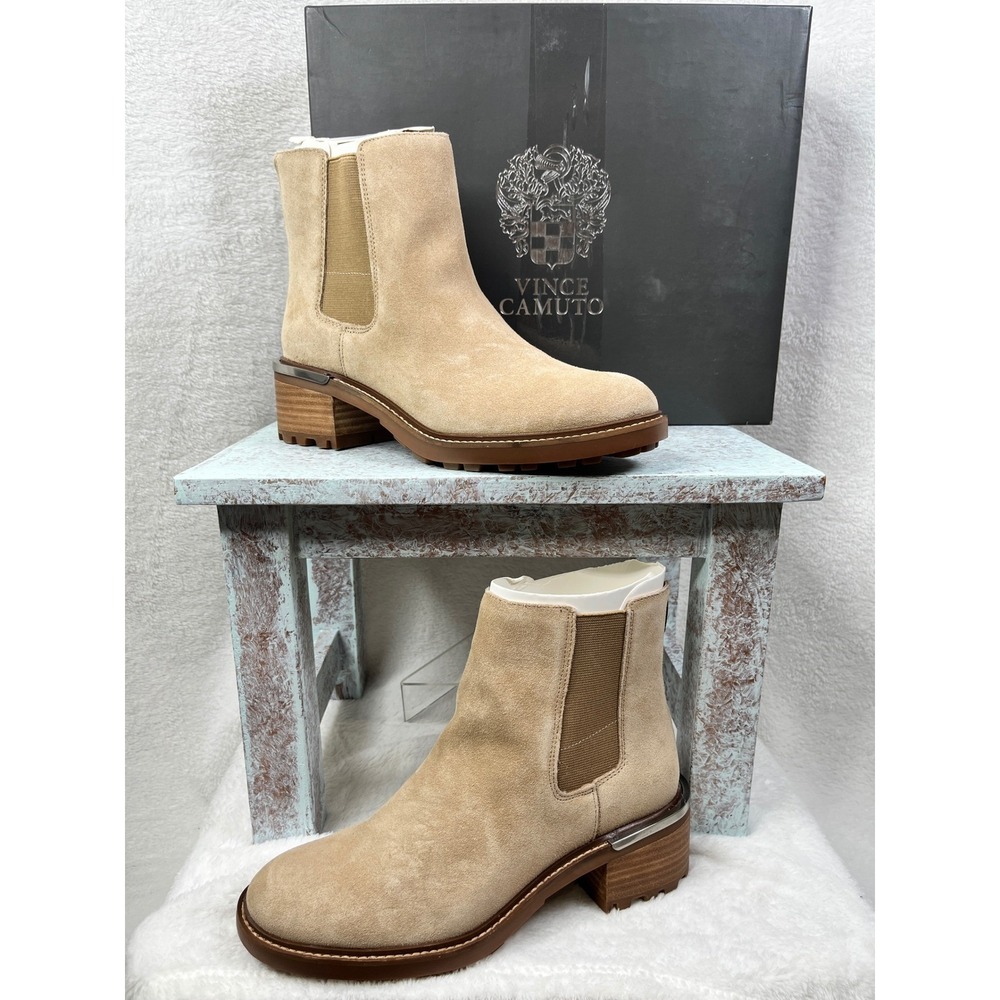 Vince Camuto Kelivena Suede Chelsea Boots Tortilla Beige Lug Sole Size 8.5M